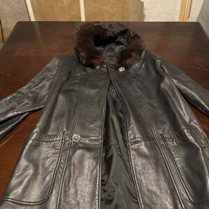 Vintage LNR by La Nouvelle Renaissance Black Leather Jacket Fox Fur